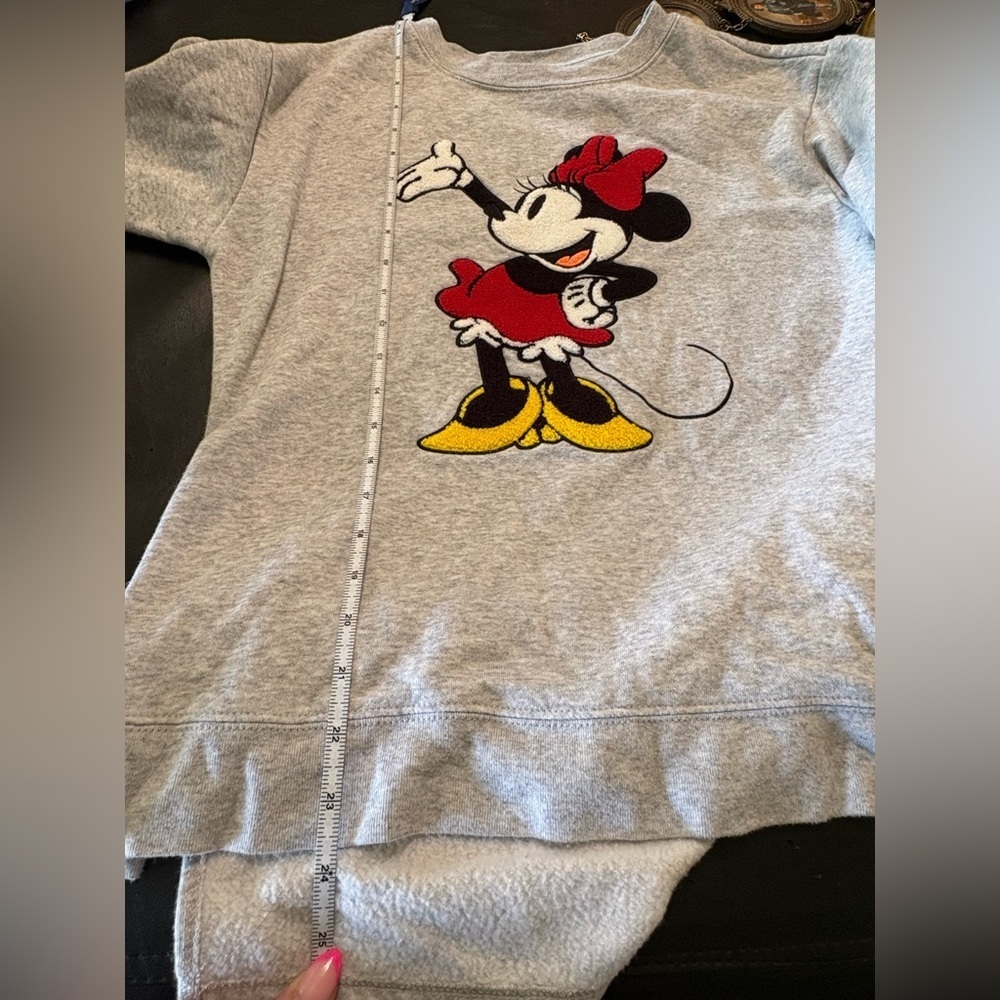 Disney Ladies Character Minnie MouseSweatshirt with Chenille Patch size M - Picture 11 of 12